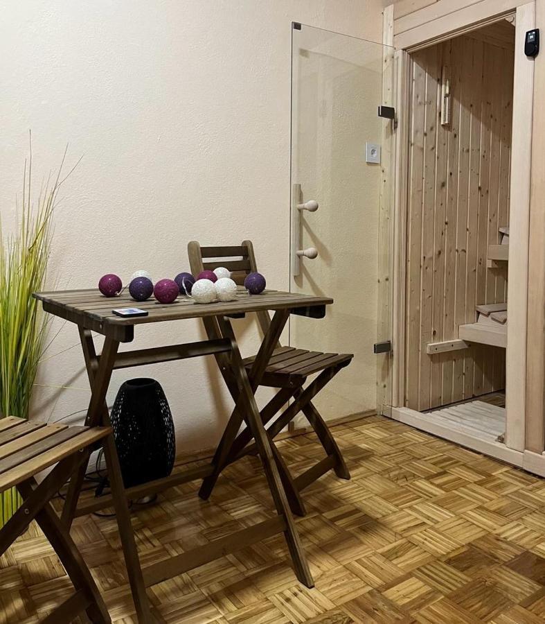 Stan Na Dan Kozarska Dubica Apartment Bosanska Dubica Exterior foto